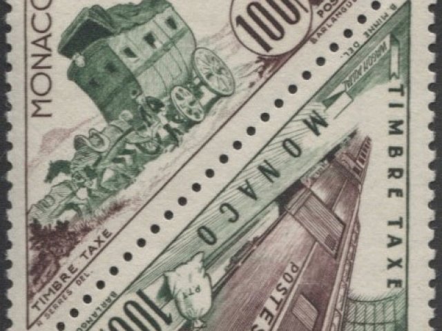 885